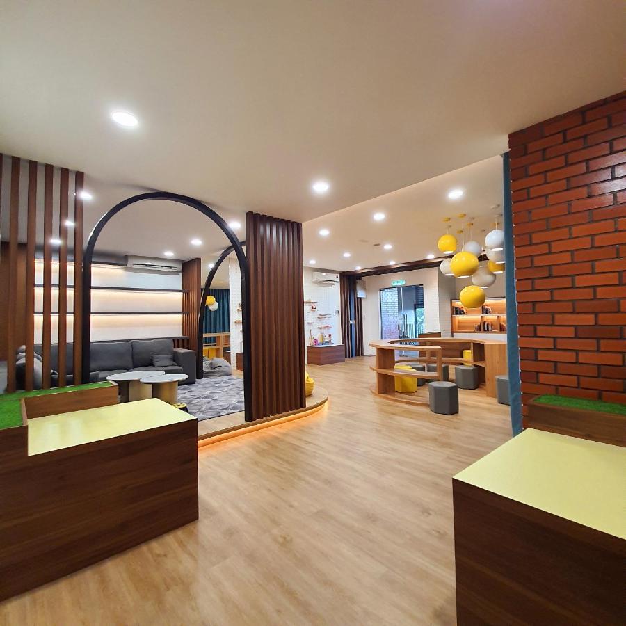 The Glass Homestay Putrajaya Eksteriør bilde