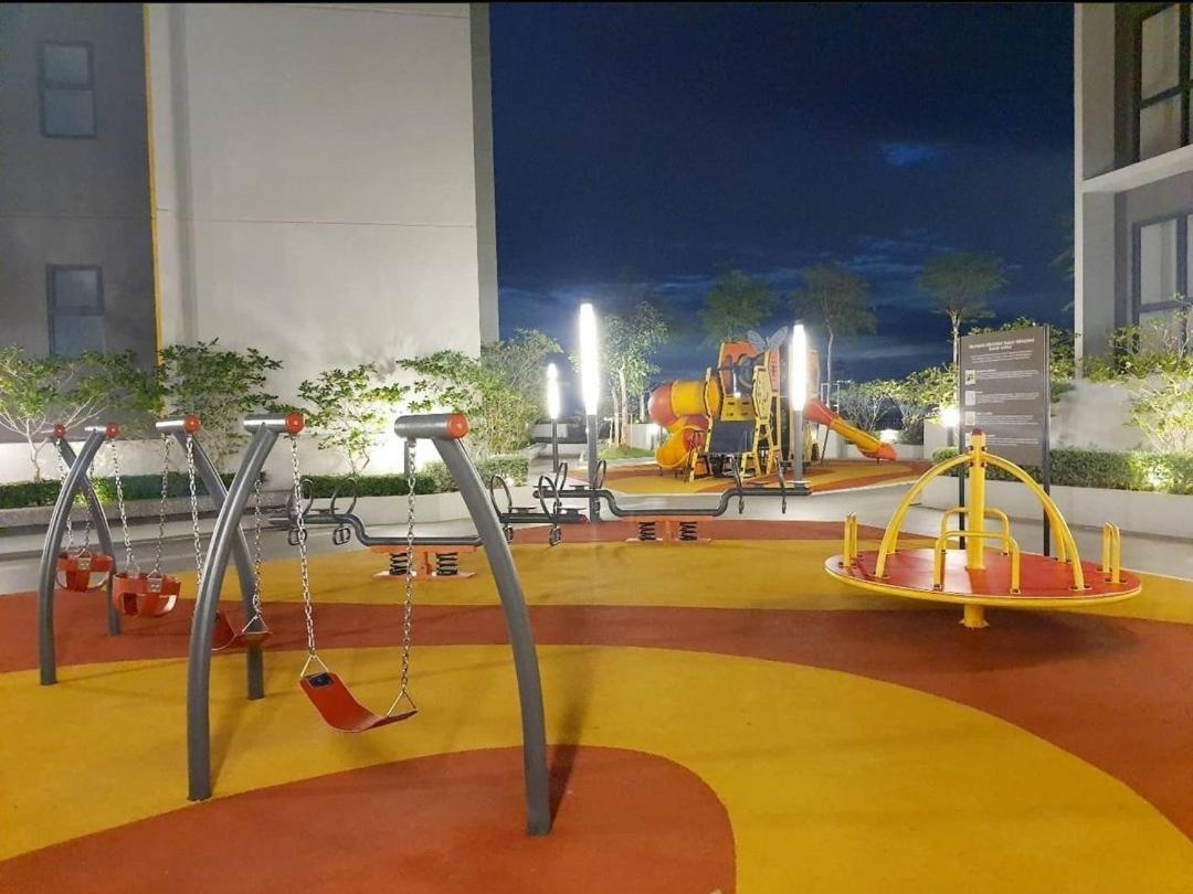 The Glass Homestay Putrajaya Eksteriør bilde